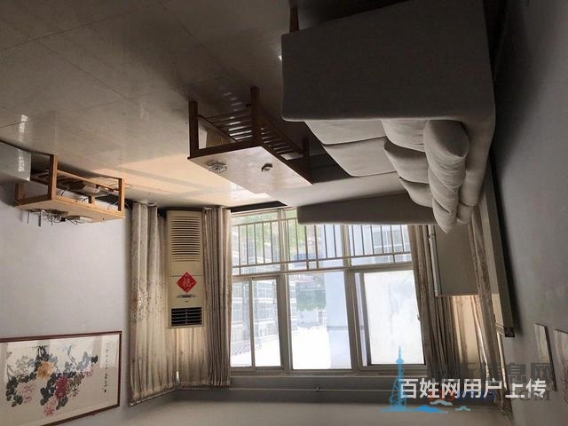 盛世春天 三室兩廳 客廳通陽(yáng)臺(tái) 采光無(wú)遮擋