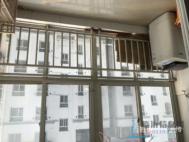 盛世春天 三室兩廳 客廳通陽(yáng)臺(tái) 采光無(wú)遮擋