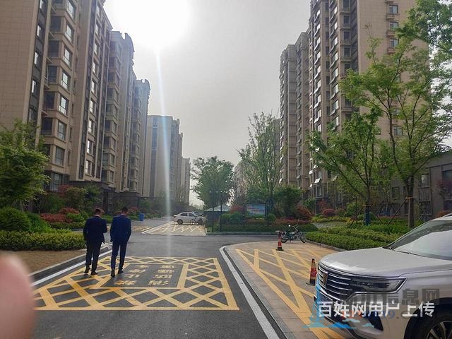 德馨園 精裝現(xiàn)房全明戶型 南北通透 戶型圖真實(shí) 隨時(shí)看房