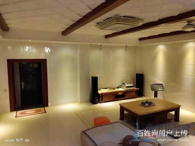 五洲華府邊戶，豪華裝修，院子150平，實用面積600多平