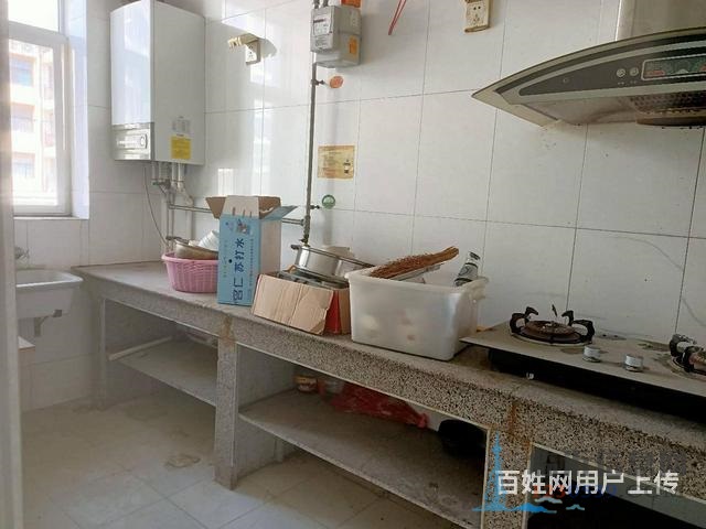 免 稅，四室送車庫，送小院，南北通透雙衛(wèi)，花園位置，盛世嘉園