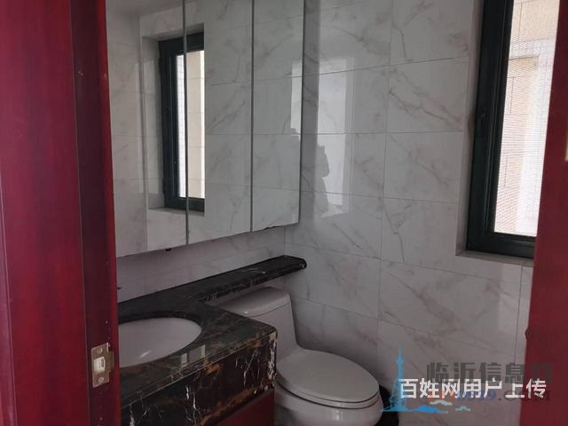 恒大綠洲大三室兩衛(wèi)一口價(jià)85