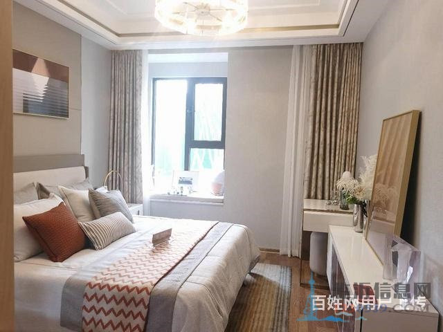 南湖壹號院小高8000多 首付5w 雙學(xué) 區(qū)