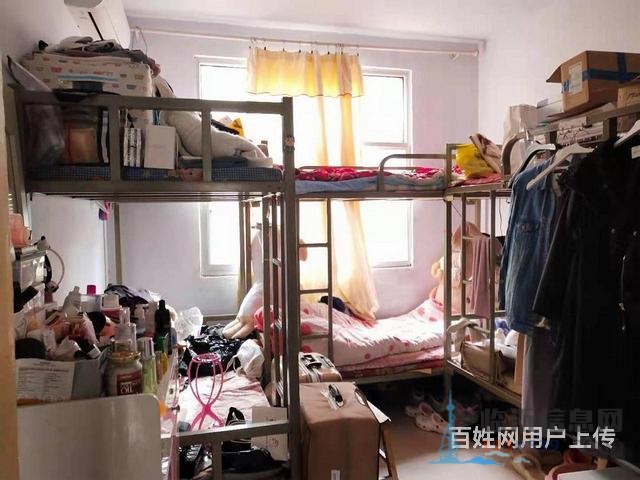 家屬院，與一墻之隔，上學方便 出行方便 周邊配套設(shè)施