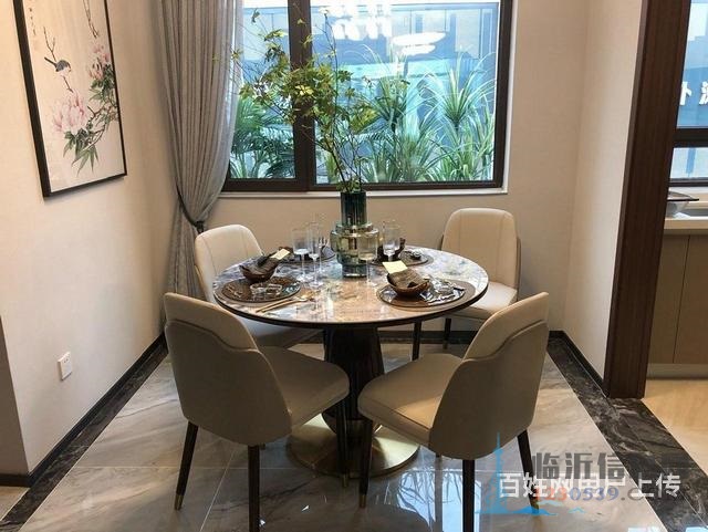 碧桂園城投翡翠外灘剛需三室，精裝交房高品質(zhì)社區(qū)