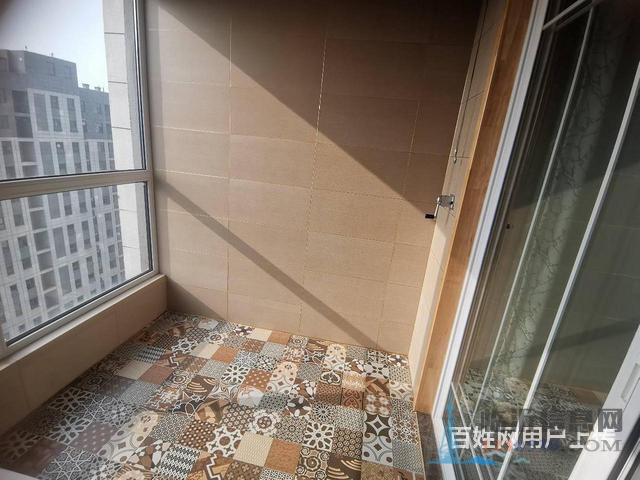 北城新區(qū)137.15平南北天泰華府精裝修難找房子
