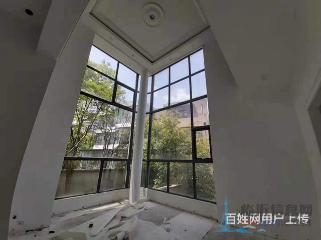 五洲華府別墅 大邊戶 帶超大庭院  實(shí)用面積600平 有證