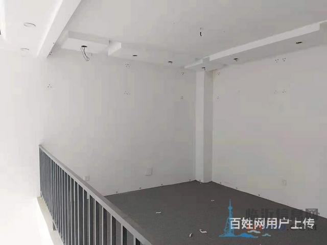 五洲華府別墅 大邊戶 帶超大庭院  實(shí)用面積600平 有證