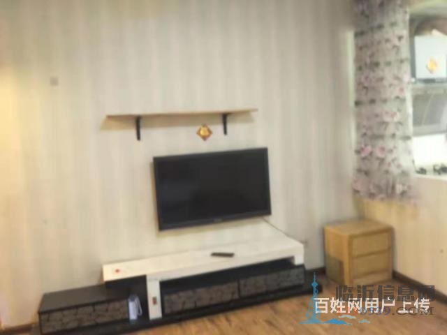 錦園大廈 一室精裝帶大平臺 急售證過二九年沂州實驗
