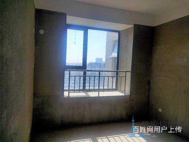 汀香郡 觀河大平層  中間樓層 毛坯  好戶型 35中