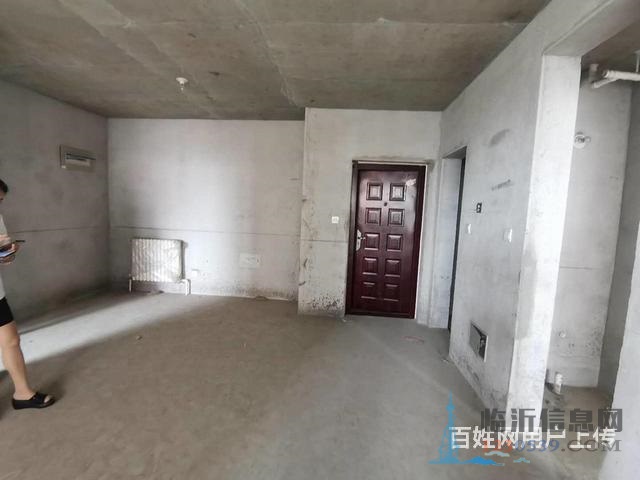 海潤尚東國際 毛坯房， 看房方便 有鑰匙三居室