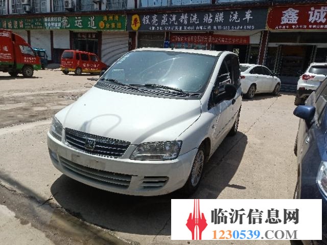 眾泰 眾泰M300 2010款 1.6 手動(dòng) 汽油 6座豪華