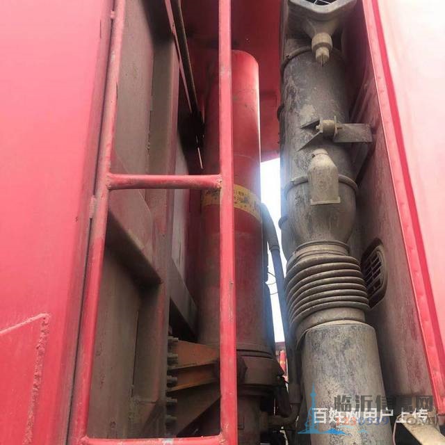 臨沂18年二手豪沃自卸車8米田字格大箱國五精品車