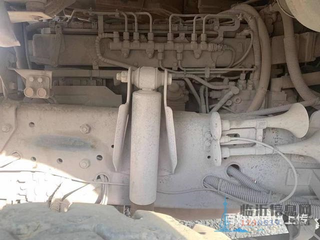 出售17年二手豪沃大14方攪拌車380力后八輪國五