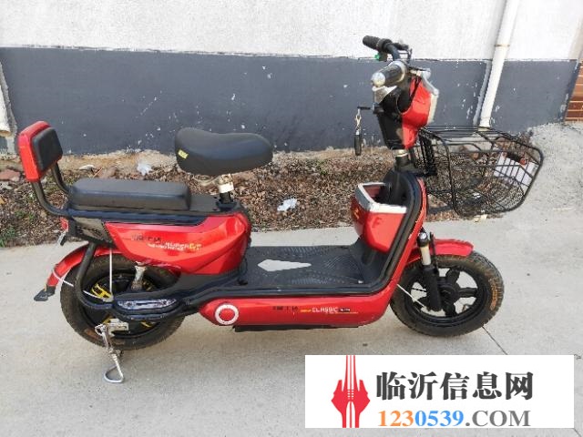 低價轉(zhuǎn)讓大電池富士達電動車