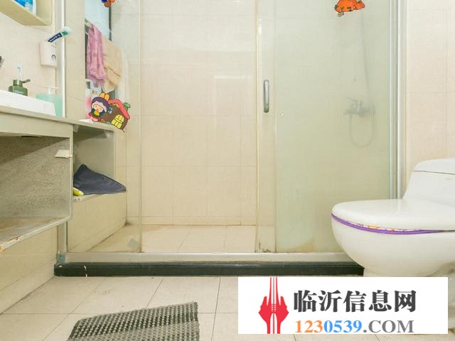 新出好房 鳳凰城 大兩室 省高額費(fèi)用 有車(chē)庫(kù)