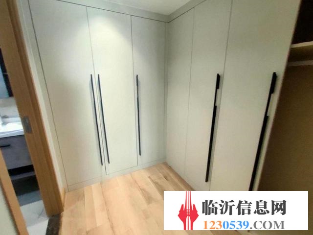 悅瀾新城 國人大廈 首付1萬  精裝復試公寓