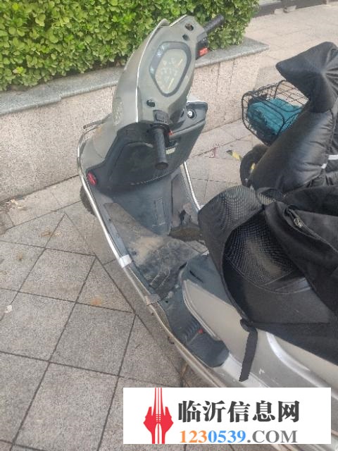 急售摩托車。手續(xù)齊全??！