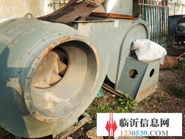 除塵風(fēng)機(jī)4臺(tái)   九成以上新