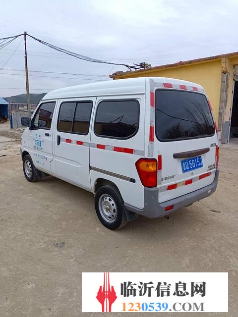 4座五菱之光，貨運面包車，極品車況，8千5包過戶