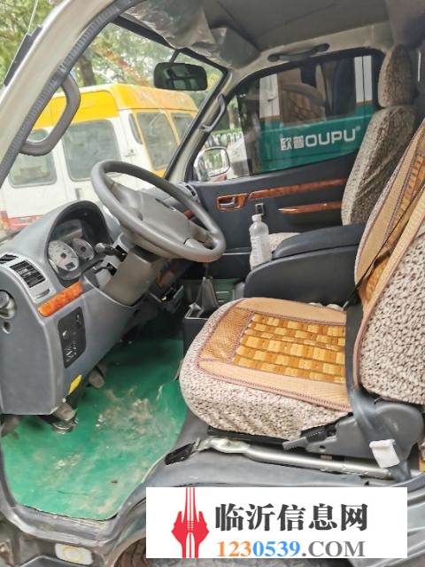 急轉(zhuǎn)讓九坐金旅大面包車