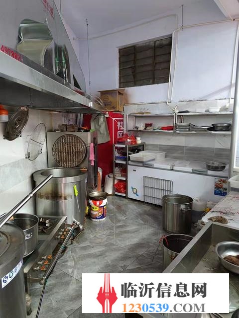 果園路好位置 高福記燒雞熟食店
