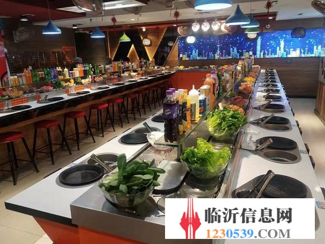 百麗廣場(chǎng)  每天營(yíng)業(yè)額3000元以上 旋轉(zhuǎn)火鍋