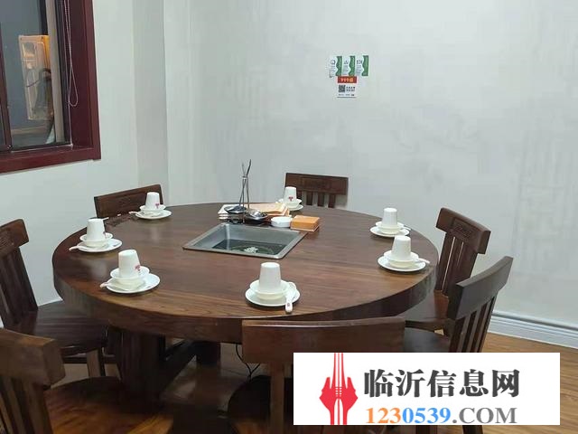沂水雪山風(fēng)情街 精裝品牌餐飲店整體轉(zhuǎn)讓