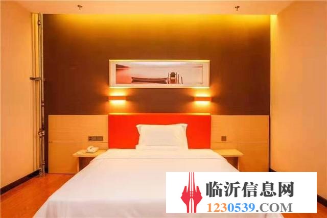 通達(dá)路與電廠路沿街大型連鎖酒店整體轉(zhuǎn)讓（精致裝修）