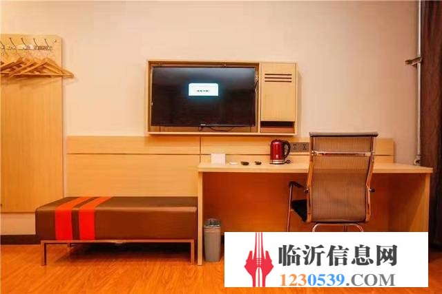 通達(dá)路與電廠路沿街大型連鎖酒店整體轉(zhuǎn)讓（精致裝修）