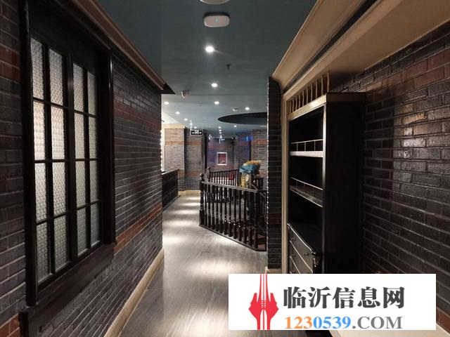 蘭山區(qū)繁華地段餐飲店超低價急轉(zhuǎn)