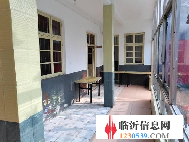十二小學(xué)對過盈利中托管有事急轉(zhuǎn)
