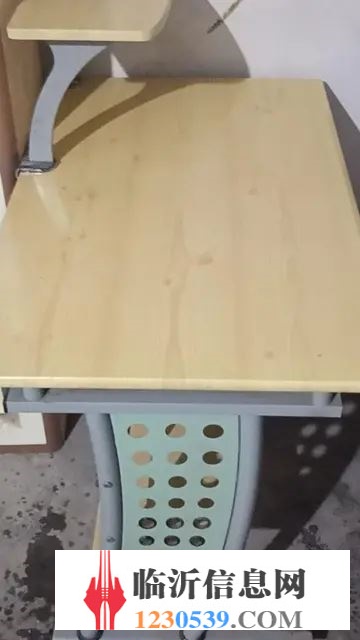 低價(jià)出電腦桌