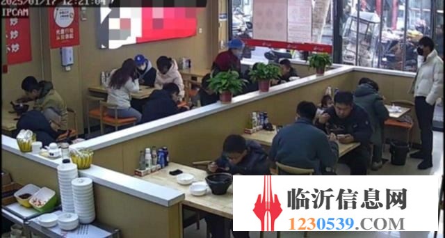 兩所重點(diǎn)學(xué)校中間位置商鋪轉(zhuǎn)讓