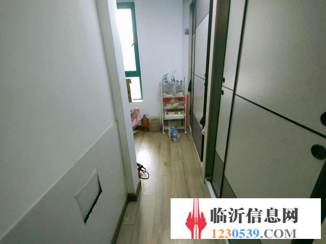 香榭麗都電梯洋房，證過二，中間樓層，精致裝修