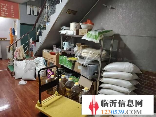 (商鋪）解放路泰盛廣場附近炸雞腿店轉(zhuǎn)讓（中介勿擾）