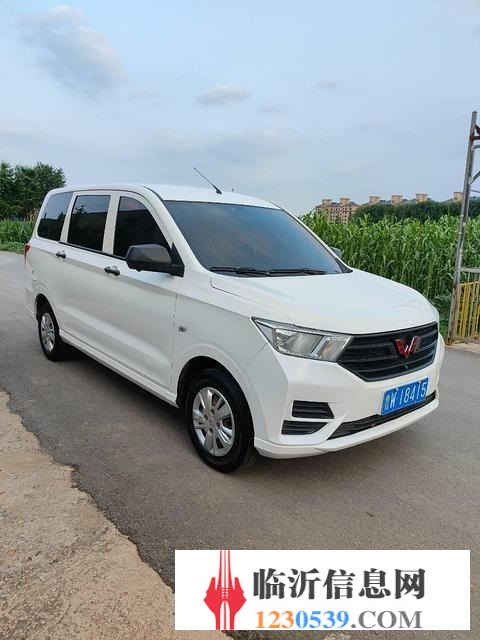 2019年五菱宏光S新款精品，2萬(wàn)多點(diǎn)