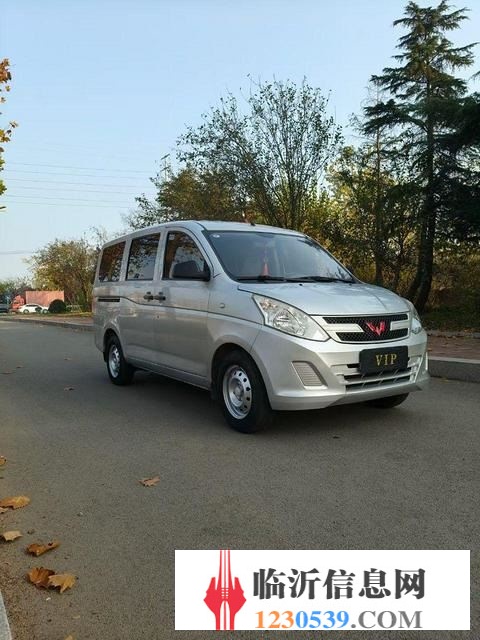 18年極品一手五菱榮光V，五座五座五座，全車原版，
